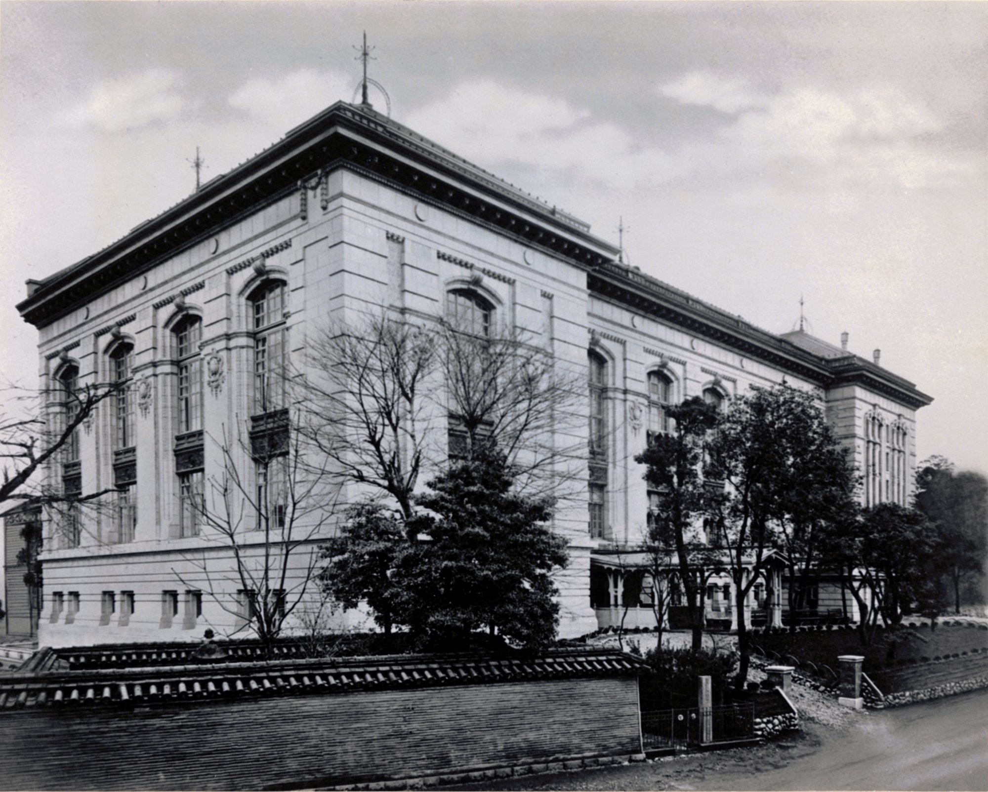 拡大画像へのリンク