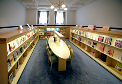 国際子ども図書館　1階「世界を知るへや」内　展示コーナー